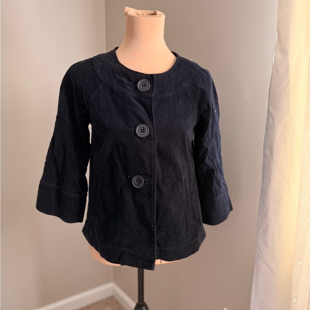 Gap Women’s Black Button-Front Jacket